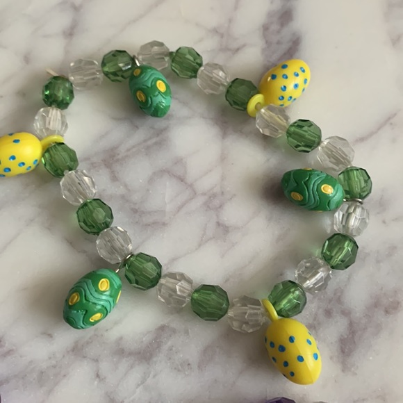 Stretch Easter bracelets - Fun colors - Picture 5 of 6